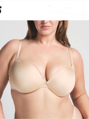 SKIMS Ultimate Teardrop Push-Up Bra